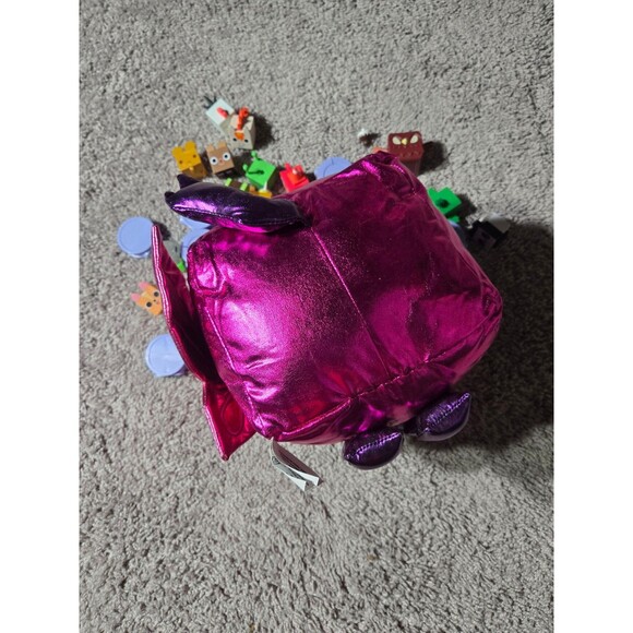 Roblox Blox Fruit Toys Mini Figures and 2 Larger Plush - Picture 7 of 7